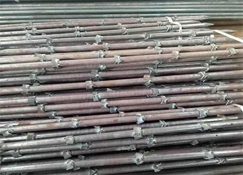 德庆隧道钢花管